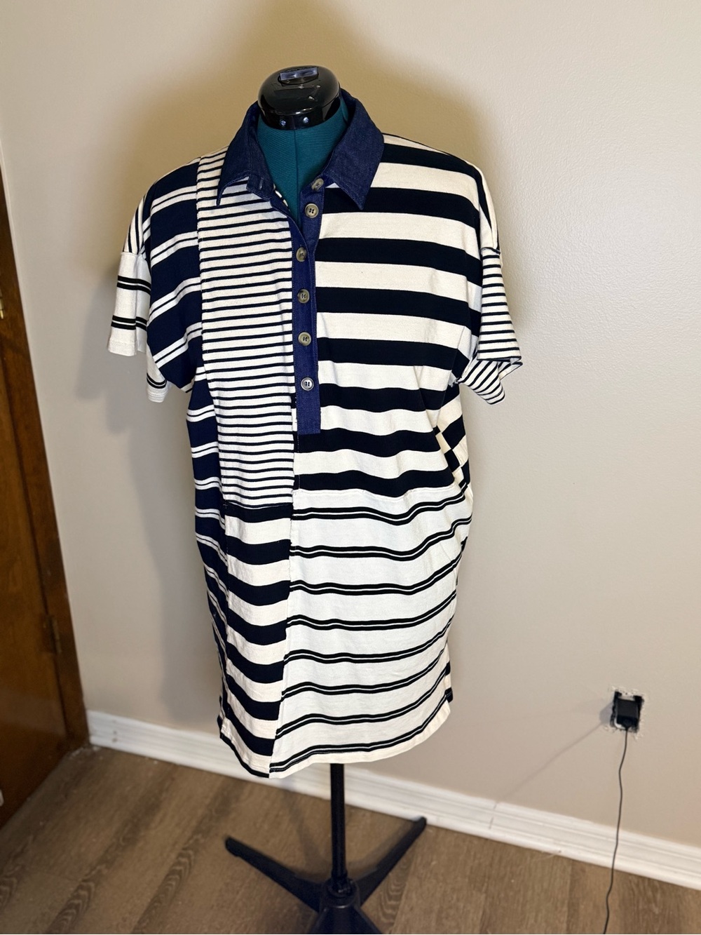 Sky to Moon dark navy Stripe Half Placket Polo T-Shirt Dress size Small - Picture 8 of 12